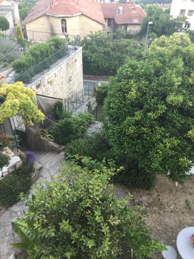 Les Palmiers Bed and Breakfast Grasse Eksteriør billede