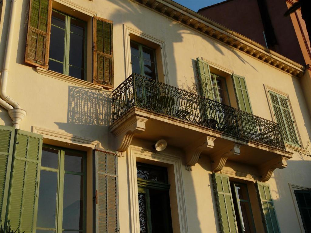 Les Palmiers Bed and Breakfast Grasse Eksteriør billede